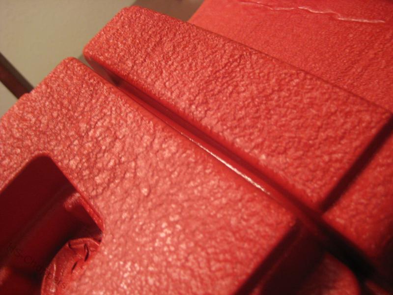 VHT krabatka červená