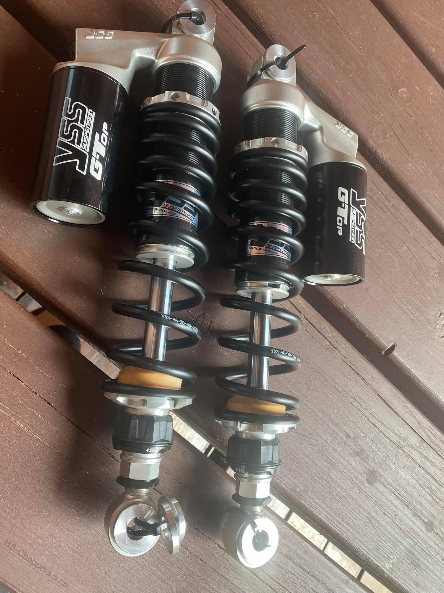 Zadní plynokapalinové tlumiče