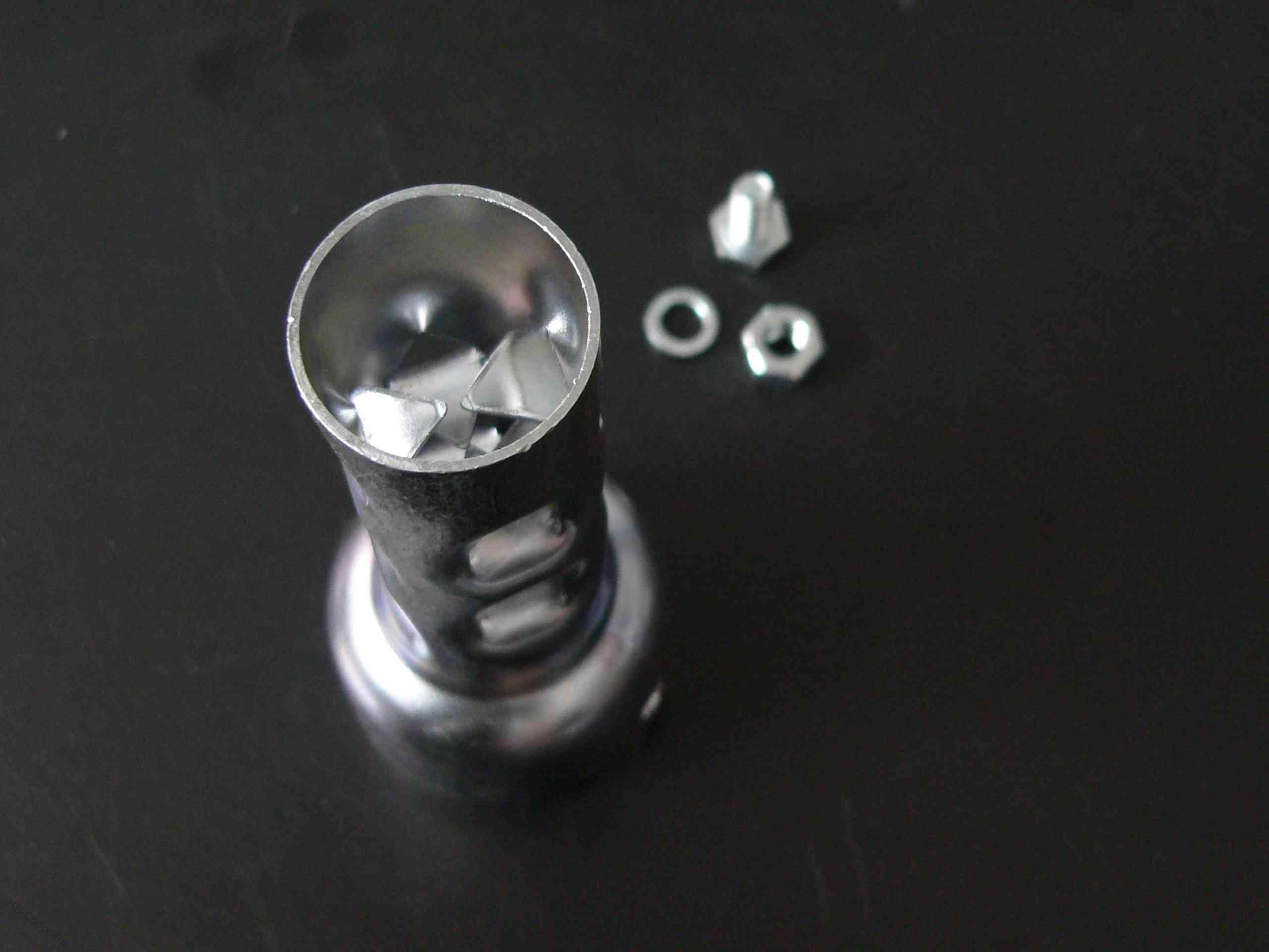 Tlumící vložka do výfuku 